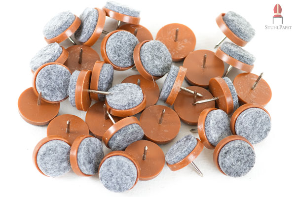 Die Nägel ermöglichen eine feste Fixierung