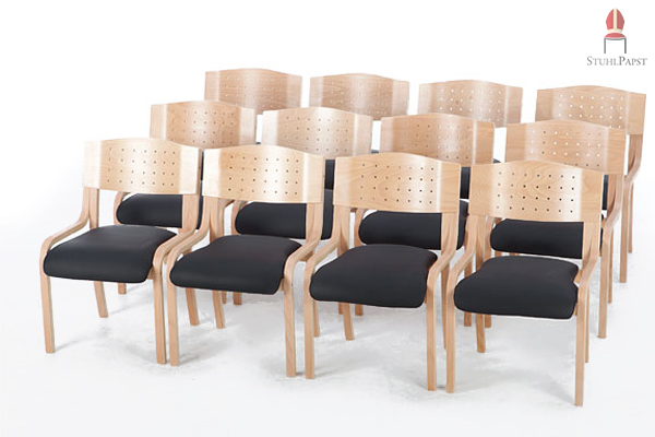 Auch in Saalbestuhlung wirken die Stühle ausgesprochen elegant