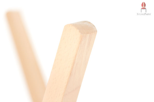 Glatte Fußabschlüsse sorgen für Standfestigkeit und sicheres Aufstellen ohne Verrutschen