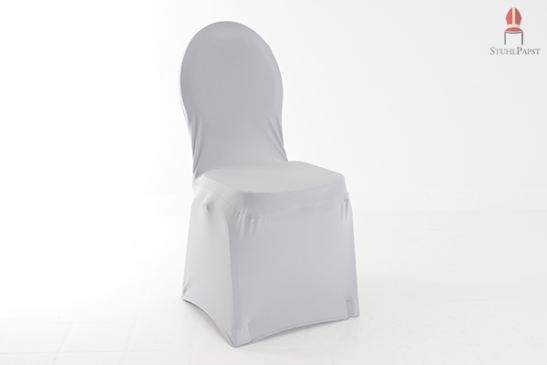 In der richtigen Kombination kann auch grau freundlich und warm wirken