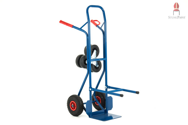 Durch die schonenden Tragelemente werden die Stühle beim Transport geschützt