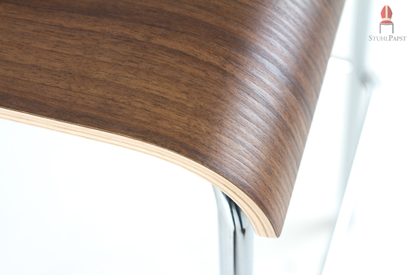 Sichtbare Maserung bei den Holztönen