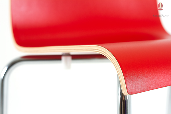 Leicht geschwungende Form für ein bequemes Sitzgefühl