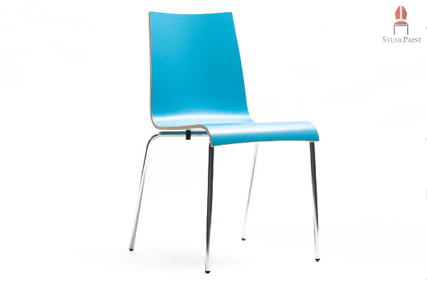 Zahlreiche Farbauswahl - hier blau - und verschiedene Holzdekore lieferbar