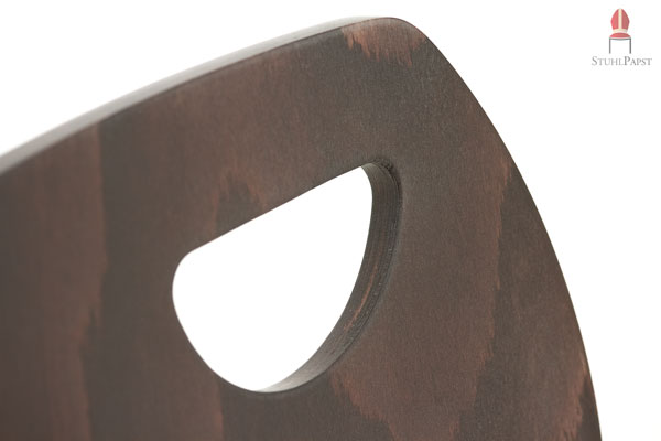 Der eingelassene Tragegriff wird sich für Sie als praktisch erweisen