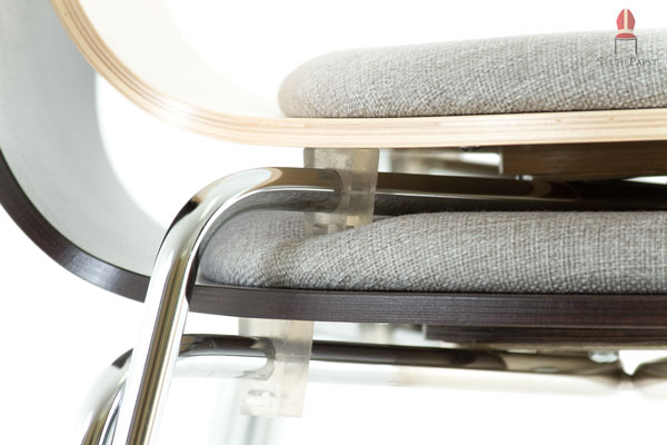 Die Abstandshalter ermöglichen angenehmes Stapeln