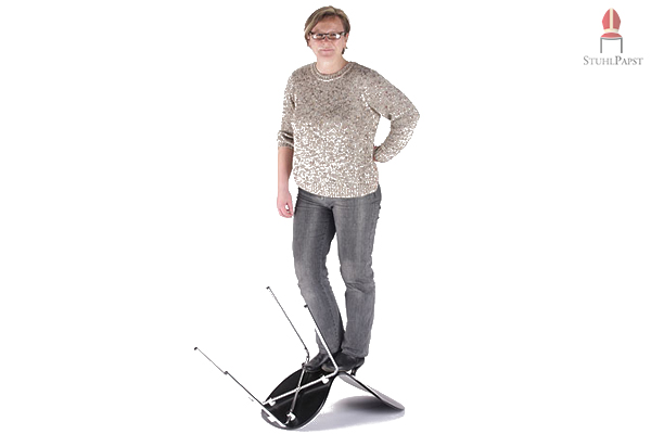 Sehr stabiles und robustes Holzschalenstuhlmodell Amb.iente