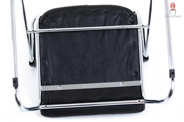 Ath.let AL Stühle sind robuste stabile qualitativ hochwertige Sitzgelegenheiten Stühle ohne und mit Armlehnen im Vergleich zu anderen Armlehnstühlen extrem günstig billig preiswert erschwinglich hier