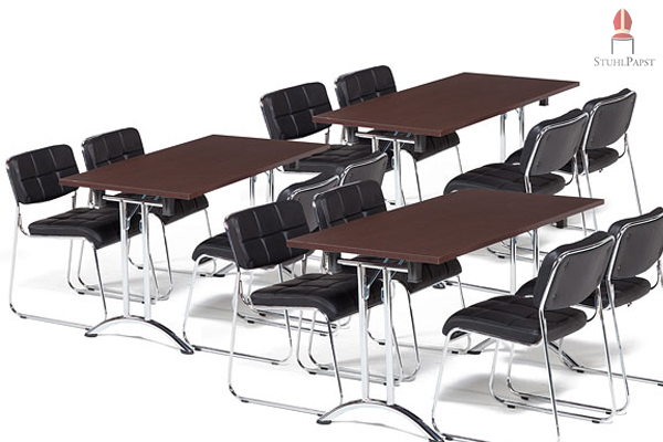 Auch für die Bestuhlung von Gruppenarbeitstischen eignet sich dieses Kufenstuhlmodell