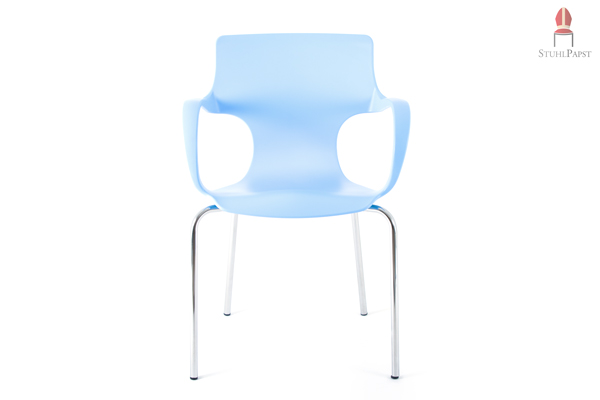Hier das Stuhlmodell Ber.lin in schönem blau