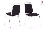 Klassische und elegante Polsterstühle mit integriertem Reihenverbindungssystem für jede Bestuhlungsart