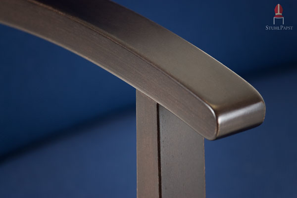 Massivholzsessel Buche - schwungvoll verarbeitete Massivbauweise - in unterschiedlichen Beiztönen verfügbar