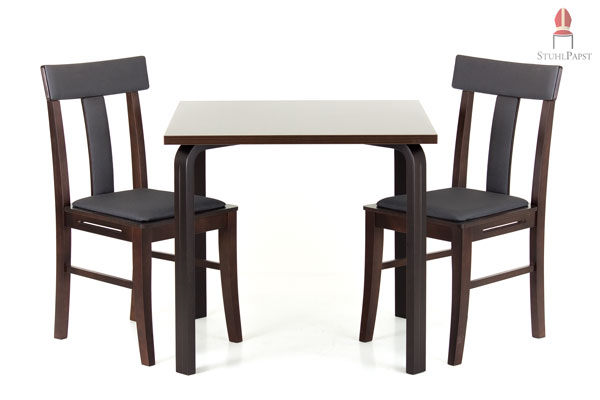 Bequeme Polsterstühle im elegant geformten Design