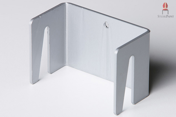 Der Reihenverbinder mit dem einfachen Steckverfahren für unsere Klappstühle