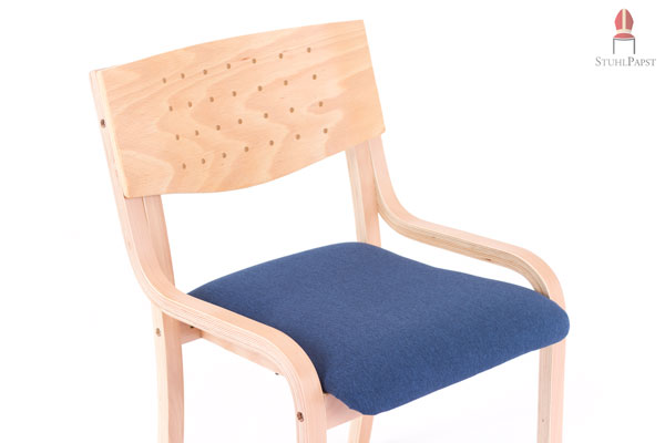 Das elegante Design des Stuhls