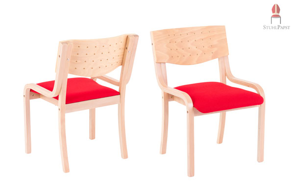 Stuhlrahmen und Objektstoff passen schön zusammen