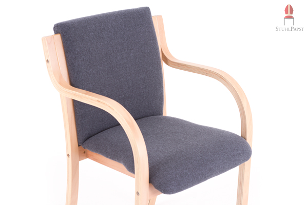 Der Stuhl lädt zum Bequemen Verweilen ein