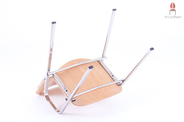 Das robuste Stuhlgestell garantiert Stabilität