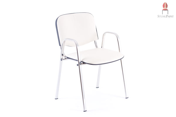 Polster in beige und Stuhlrahmen in Chrom