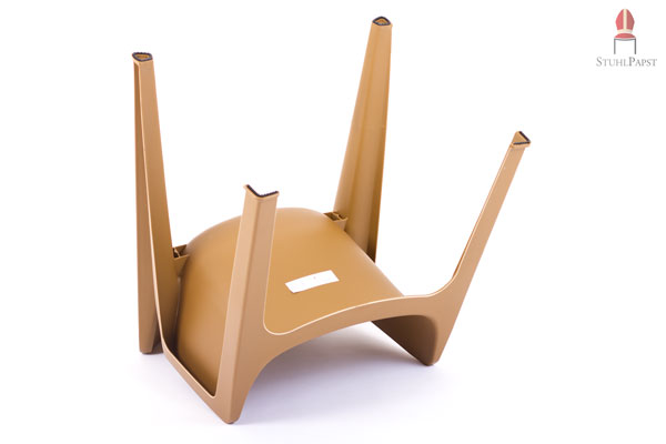 Die Stuhlbeine bieten hohe Standfestigkeit