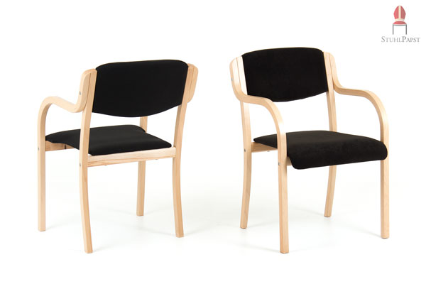 Im robusten Design zeigt sich hier der Armlehnenstuhl Exq.uisit AL