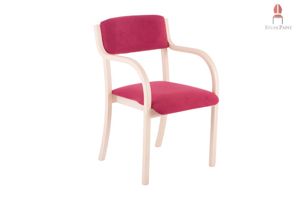 Helles Holz und leuchtende Polster - eine perfekte Kombination