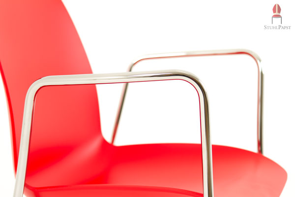 Die Armlehnen geben Ihnen einen hohen Sitzkomfort