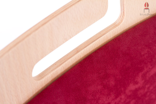 Hor.izont DeLux AL Holz Stapelstühle gepolstert hoch stapelbar mit Armlehnen günstig stabil robust preiswert modern mit Griffloch Auch als Tragegriff verwendbar