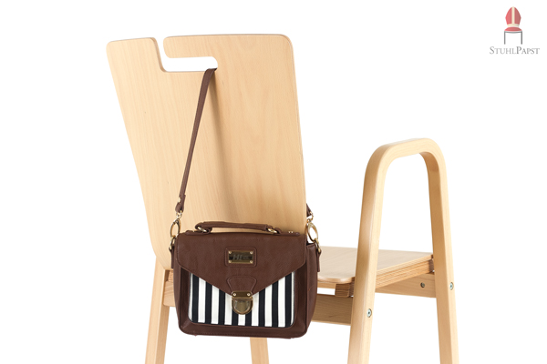 Hoch stapelbare Reihenstühle Stabile Reihenstühle Preiswerte ReihenstühleObjektstühle hoch stapelbar Mehrzweckstühle stabil Billige Mehrzweckstühle