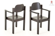 Klassisch schick trifft massives Schichtholz, ein toller Holzstuhl geeignet für viele Einsätze