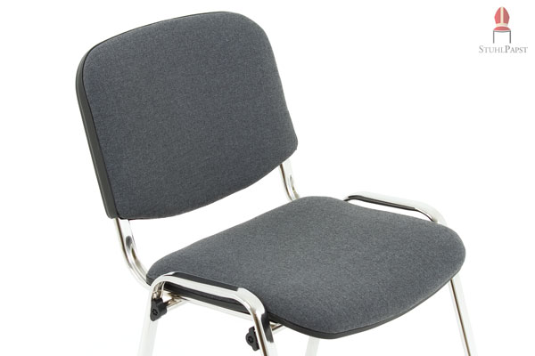 Seitliche Griffbügel zum leichten Transportieren und Stapeln