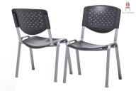 Unser modernes Seminarstuhlmodell Iso Maxi