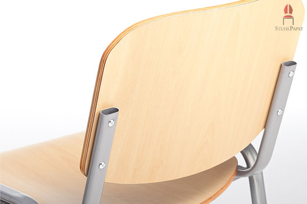 Trotz fester Verschraubung ist ein Austauschen der Rückenlehne problemlos möglich