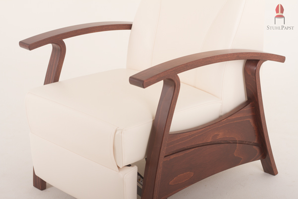 Auch als Pflegesessel bietet der Men.tor hohen Sitzkomfort