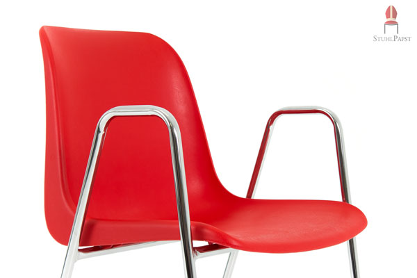 Die Kunststoffschale und der hochglanzverchromte Rahmen bilden einen angenehmen Kontrast