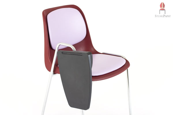 Der Tisch kann einfach heruntergeklappt werden