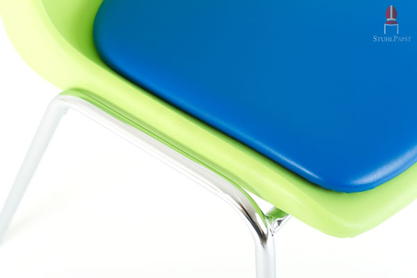 Der Stuhl ist desinfektionsmittelbeständig