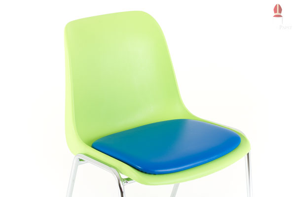 Der Stuhl ist problemlos desinfizierbar