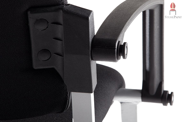 Beide Verbinder wurden so angebracht, dass sie sich in einem Arbeitsgang verbinden lassen