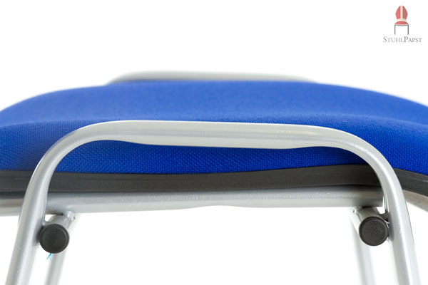 Die Polsterung des Stuhles wird als äußerst angenehm empfunden