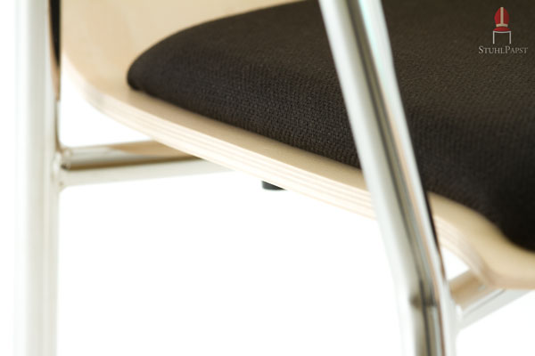 Die einzelnen Elemente des Rahmens werden hochwertig verschweißt