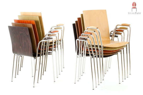 Bei diesem Stuhlmodell handelt es sich um einen Stapelstuhl