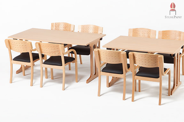 Auch für eine Mehrzahl an Tischen ist das Mobiliar der Reihe Com.fort geeignet