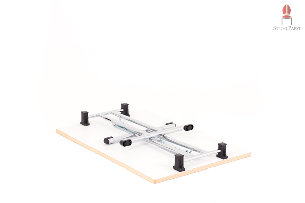 Platzsparend einzulagernde Stapeltische