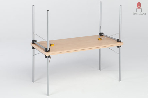 Der Klapptisch Obj.ekt überzeugt durch ein schlichtes und elegantes Design